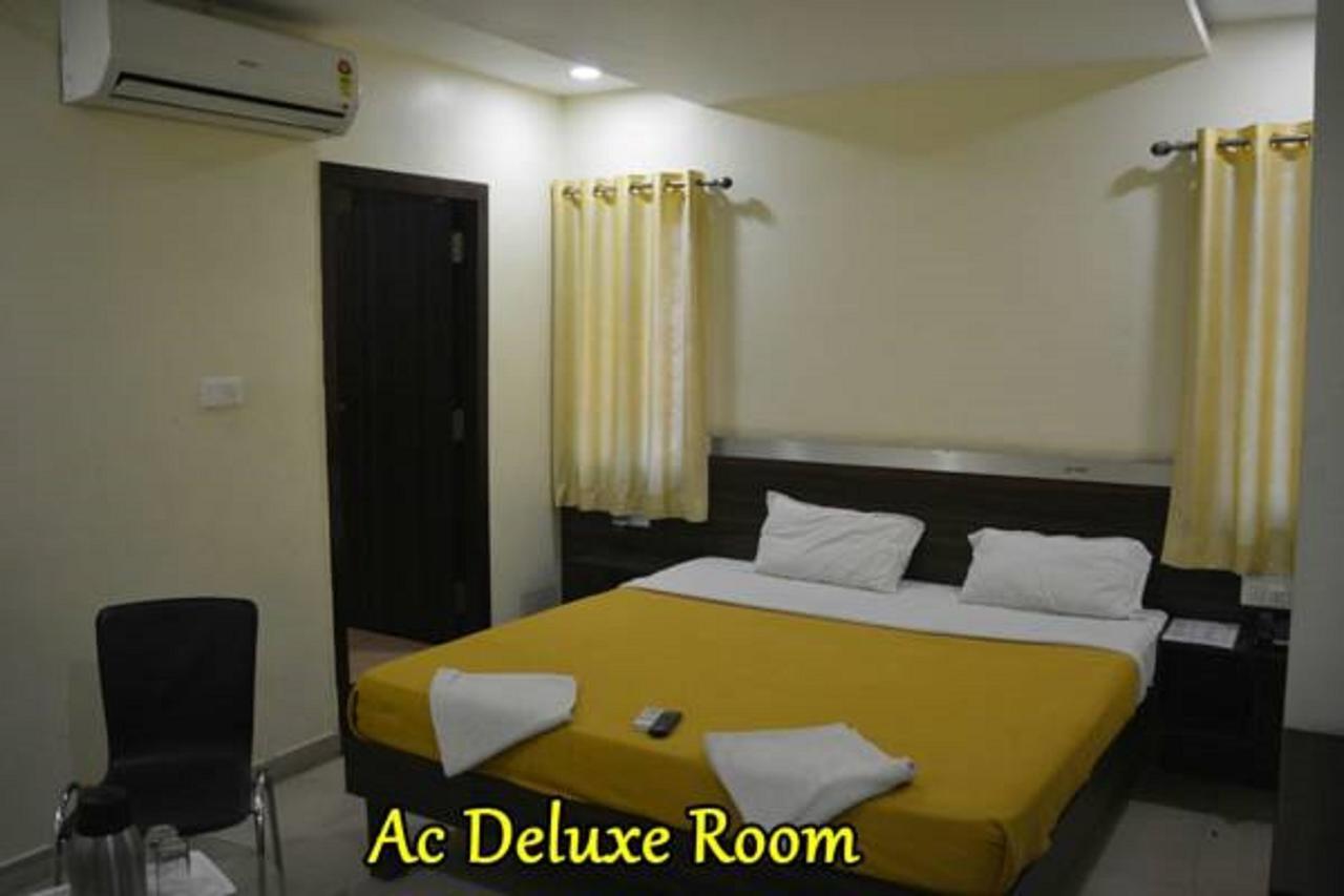Hotel Green Tree Rāipur Buitenkant foto